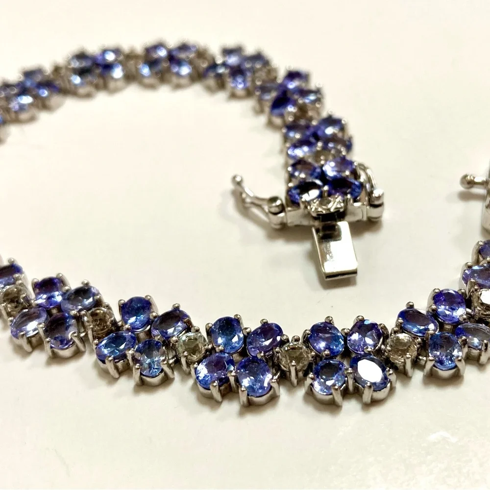 Elegant 925 Sterling Silver Tanzanite & Diamond Chip Floral Bracelet - Picture 3 of 6